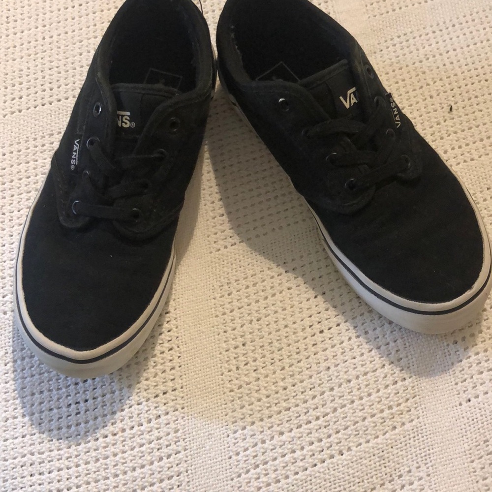 Boys shoes
